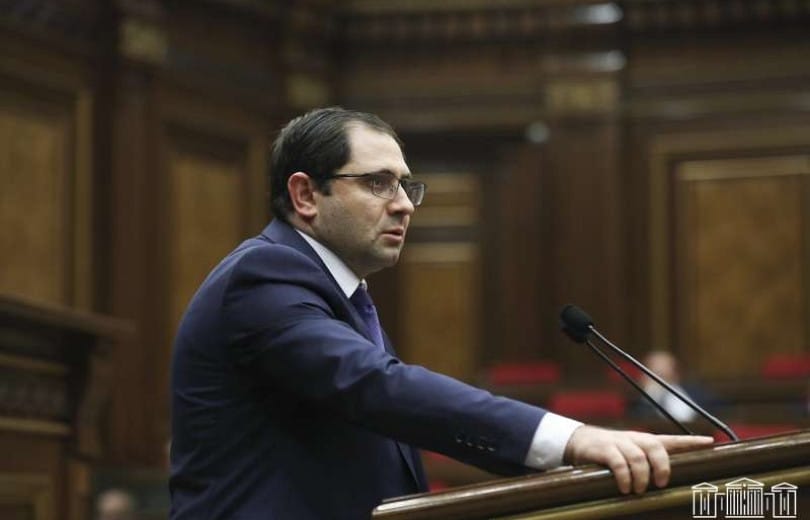 Suren Papikyan, le ministre arménien de la Défense affirme que les territoires occupés de l’Arménie ne seront pas résolus par voie militaire
