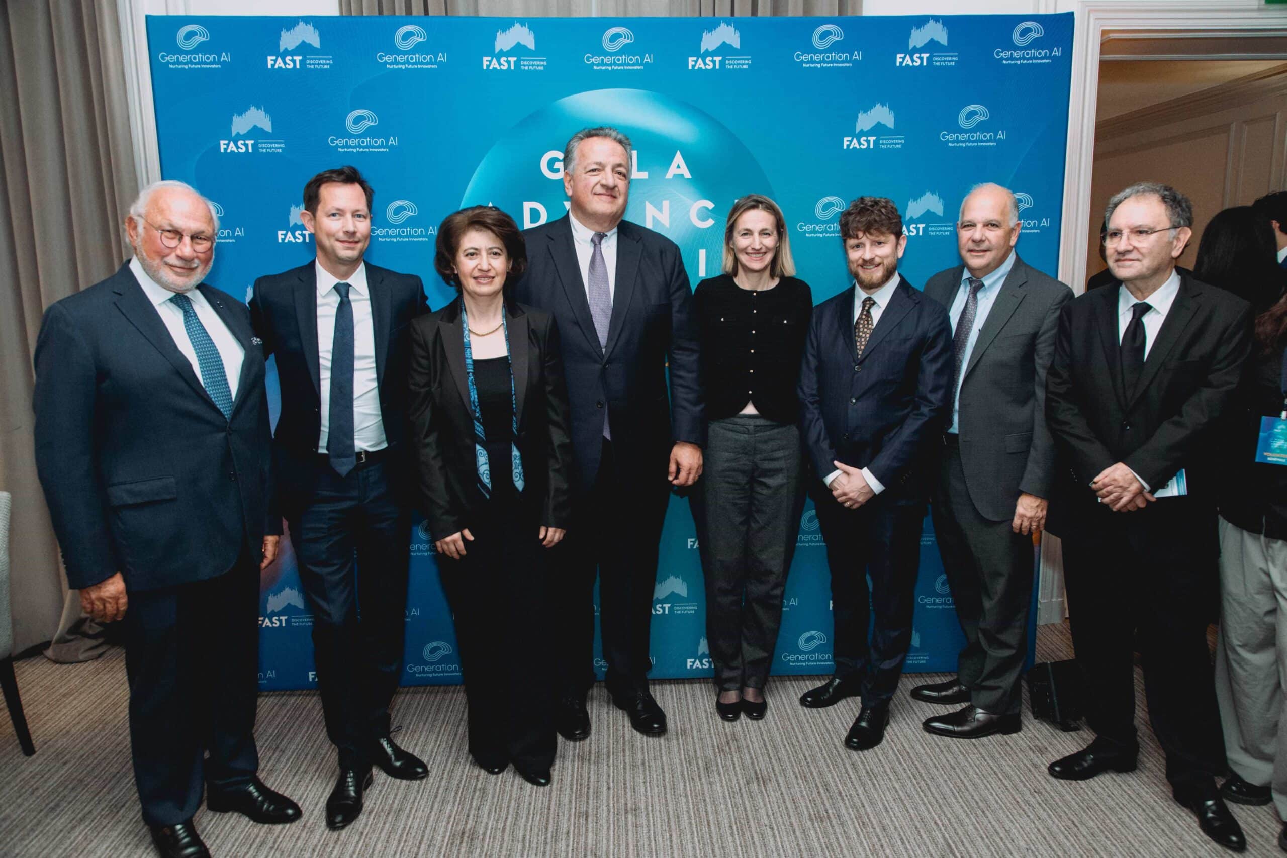Paris a accueilli le premier Gala de FAST en Europe : unissant 200 invités pour soutenir l&rsquo;éducation en IA en Arménie
