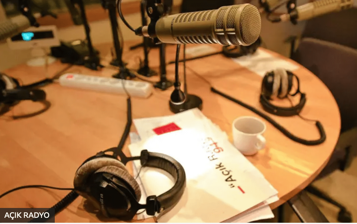 Retour sur l&rsquo;interdiction d&rsquo;émettre d&rsquo;Açyk Radyo, pour avoir cité le « génocide arménien »