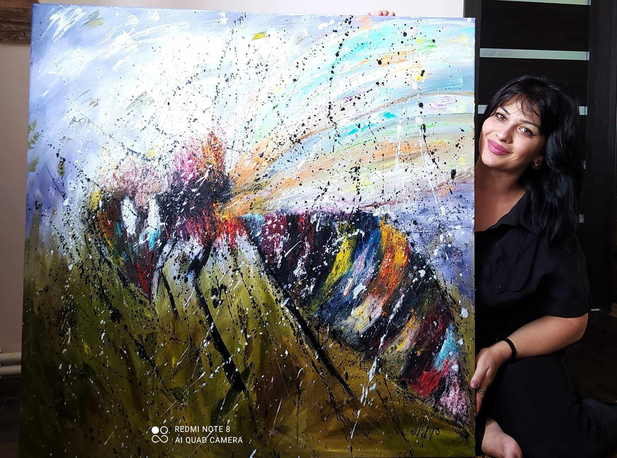 Lilit Tonakanyan peint les fleurs et la nature d’Artik et de la région de Chirak et la palette de ses couleurs s’ouvre au monde
