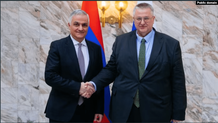 La Russie et l&rsquo;Arménie se félicitent d&rsquo;un commerce bilatéral record dans un contexte de tensions