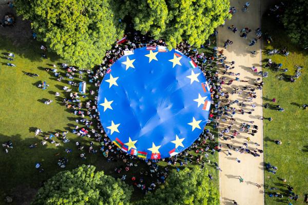 L&rsquo;UE annonce un pont aérien humanitaire vers la Syrie, via la Turquie