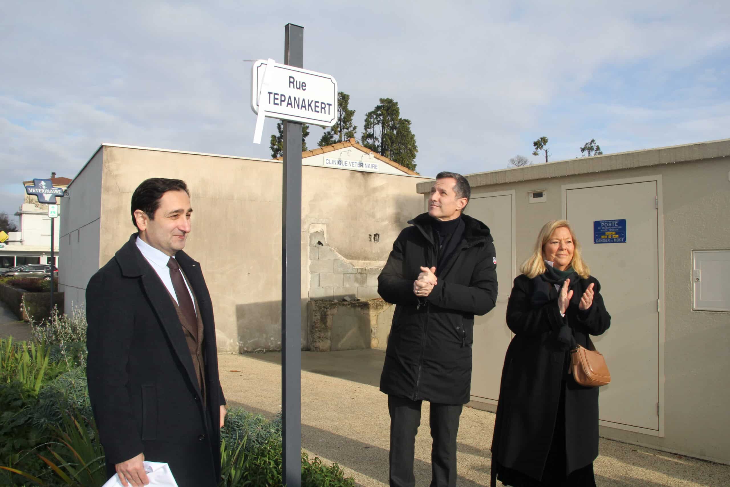 Les rues Stepanakert et Toros Rast-Klan inaugurées à Valence en présence de Nicolas Daragon, Hovhannès Guévorkian et Marie Toros