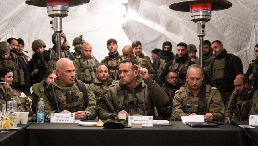 Les nouvelles autorités syriennes accusent Israël d&rsquo;attaque illégale contre le pays