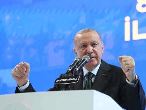 Erdogan espère « la fin de l&rsquo;instabilité en cours depuis 13 ans »