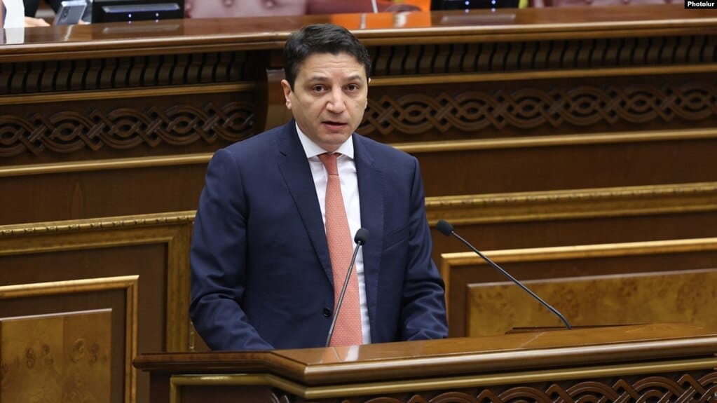 Le gouvernement revoit l&rsquo;objectif de croissance pour 2025 à la baisse