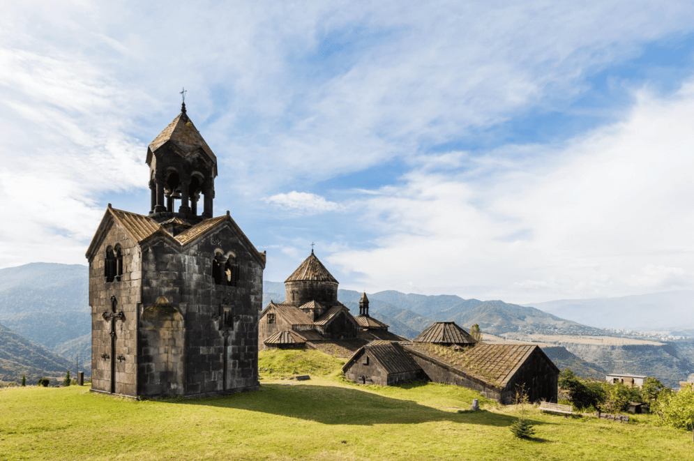 Les familles des victimes de la guerre du Karabakh cherchent à transférer les restes en Arménie