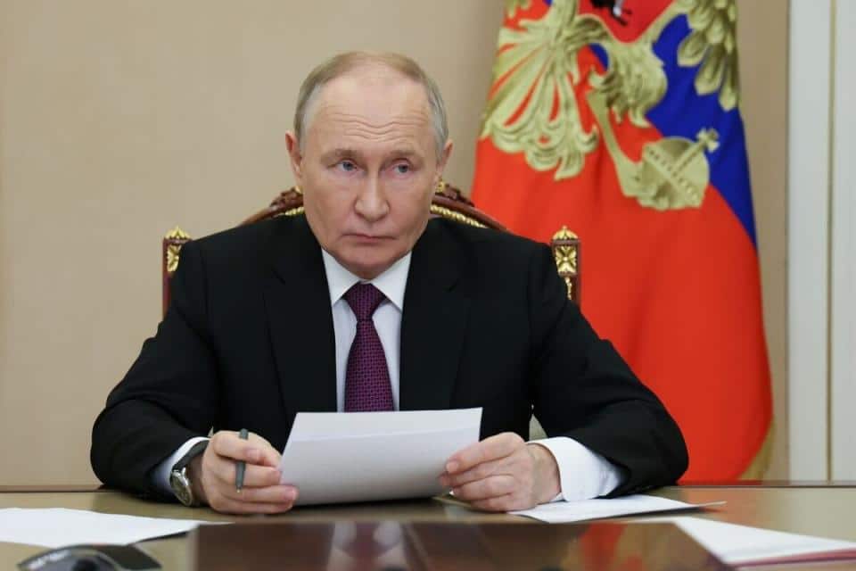 Poutine présente ses excuses pour l&rsquo;accident de l&rsquo;avion d&rsquo;Azerbaïdjan Airlines sans dire que la Russie est fautive