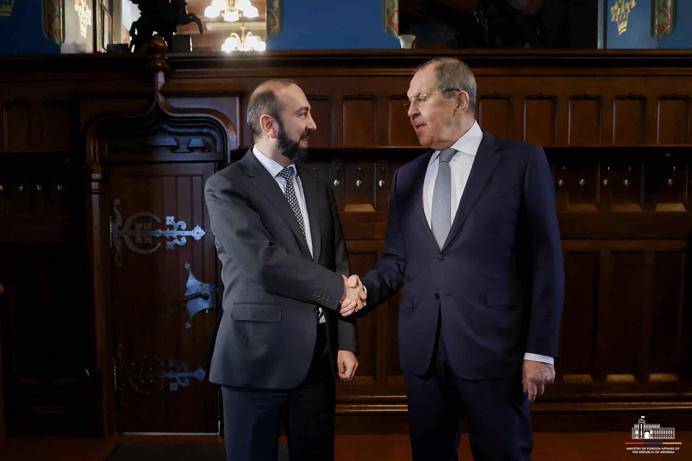 Décryptage : Trois heures de sincérité : Mirzoyan et Lavrov à huis clos, par Hakob Badalyan