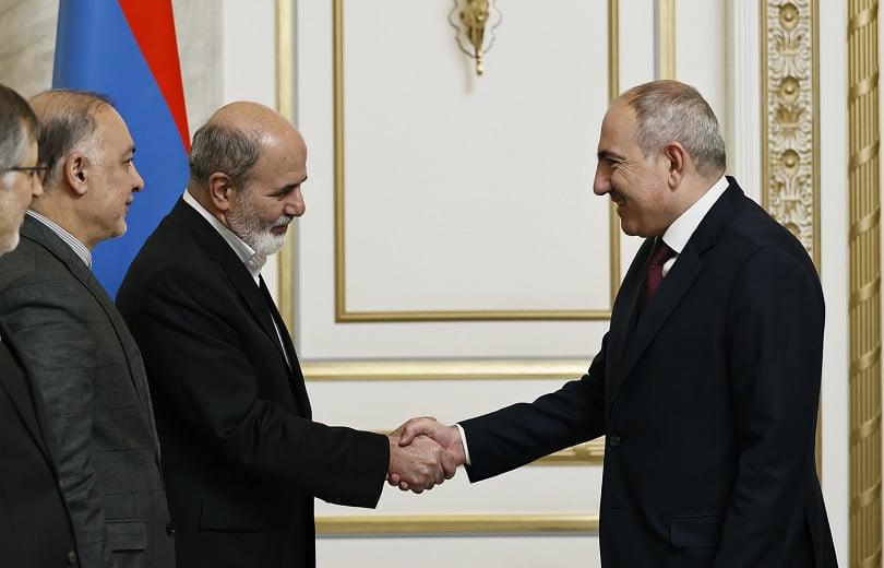 L’Iran soutient le « Carrefour de la paix » avec des principes établis, le Premier ministre arménien a reçu Ali Akbar Ahmadian