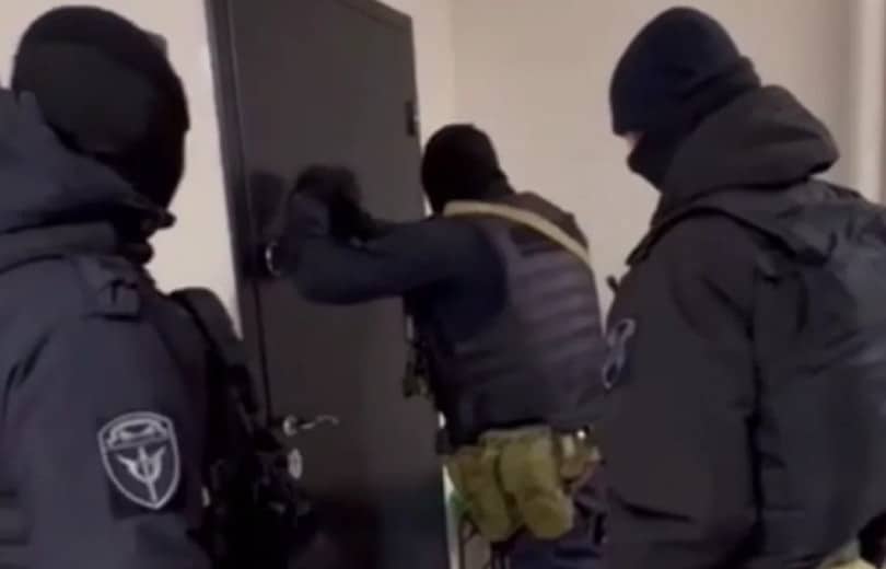 Six membres d&rsquo;un groupe criminel organisé azerbaïdjanais arrêtés en Russie