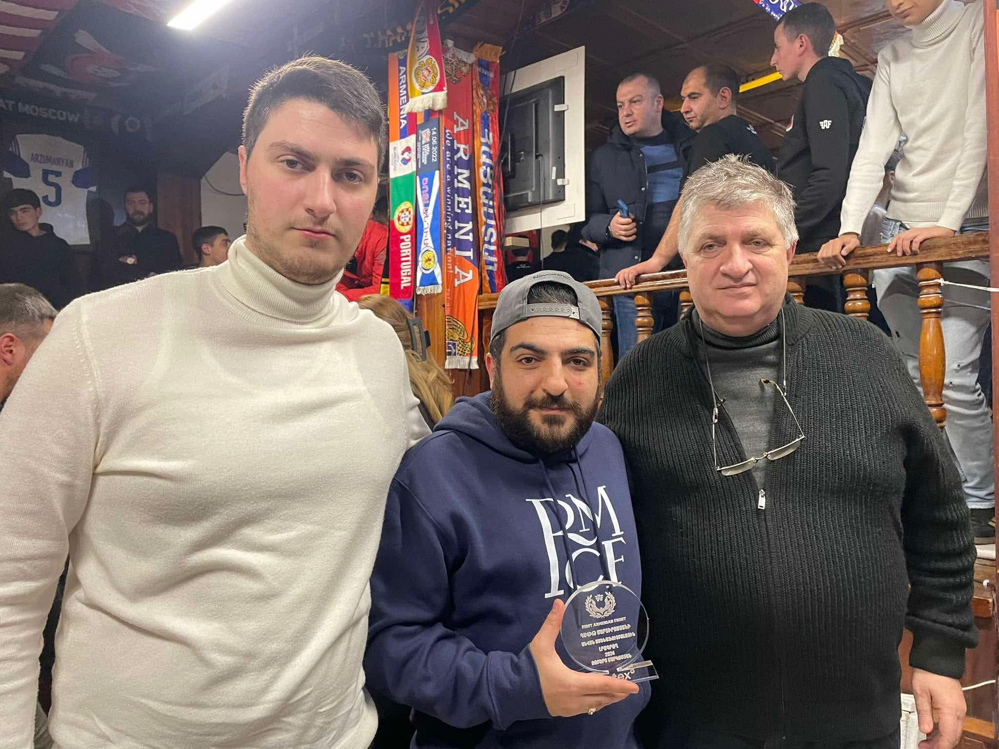 Un prix « Davit Martirosyan » mis en place par le First Armenian Front récompense désormais les meilleurs journalistes de football d’Arménie