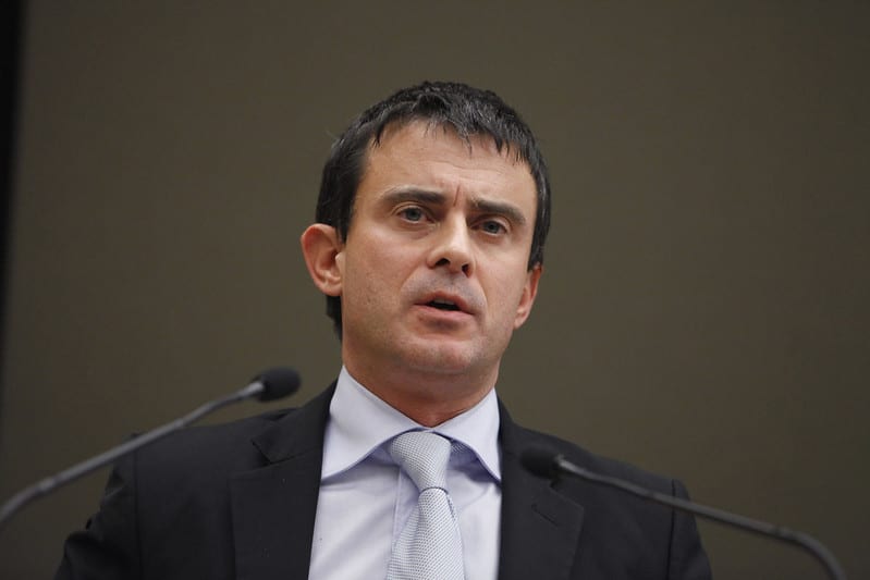 Manuel Valls et de nombreux politiques dénoncent les « ingérences » de l&rsquo;Azerbaïdjan dans les outre-mers