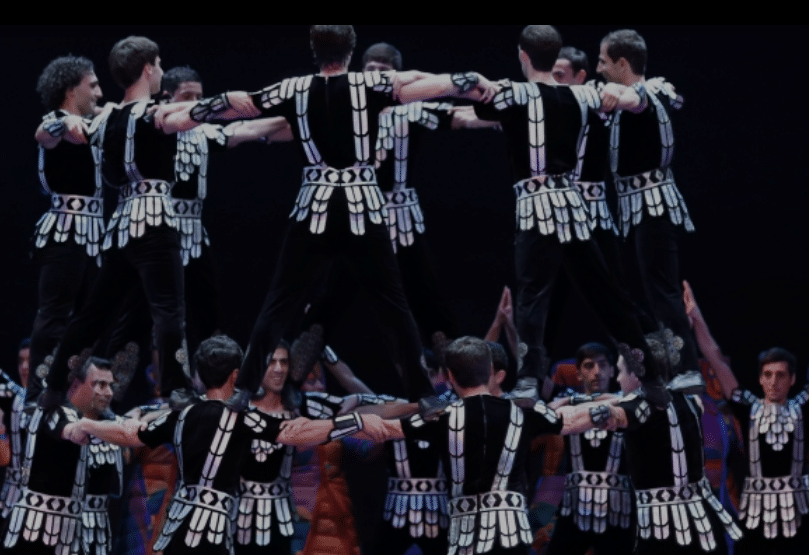 L&rsquo;ensemble de danse Berd en unique représentation