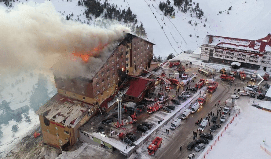 Turquie: 14 arrestations dans l&rsquo;enquête sur l&rsquo;hôtel de montagne incendié