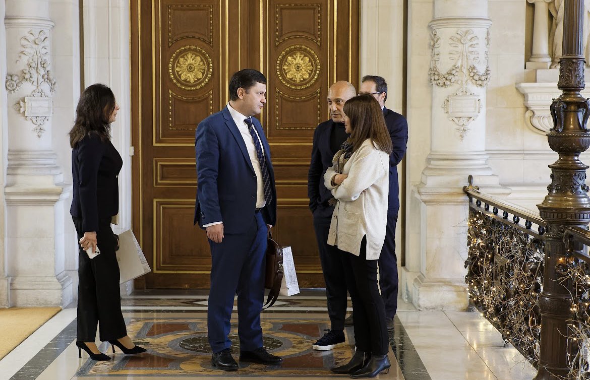 Arnaud Ngatcha : nous avons réitéré devant le nouvel ambassadeur les engagements de Paris…