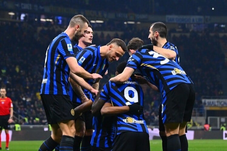 L&rsquo;Inter bat Empoli : Henrikh Mkhitaryan entre en jeu comme remplaçant