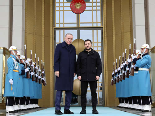 L&rsquo;Ukraine doit « absolument » être incluse dans les pourparlers avec la  Russie, martèle Erdogan