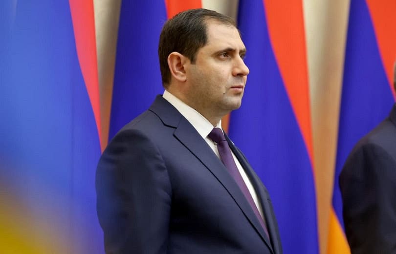 La délégation arménienne conduite par le ministre de la Défense Suren Papikyan s’est envolée pour l&rsquo;Inde