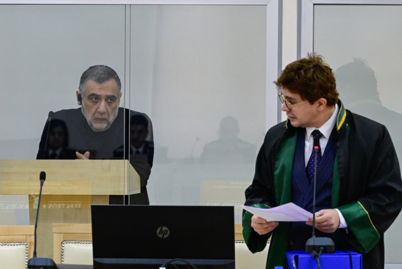 Ruben Vardanyan a refusé de répondre aux questions du juge en guise de protestation contre les accusations fabriquées portées contre lui par les autorités de l’Azerbaïdjan