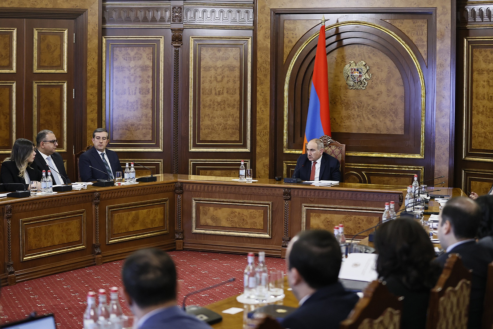 Decryptage : Une proposition pour Bakou et des déclarations ambiguës – Briefing de Pashinyan, par Hakob Badalyan