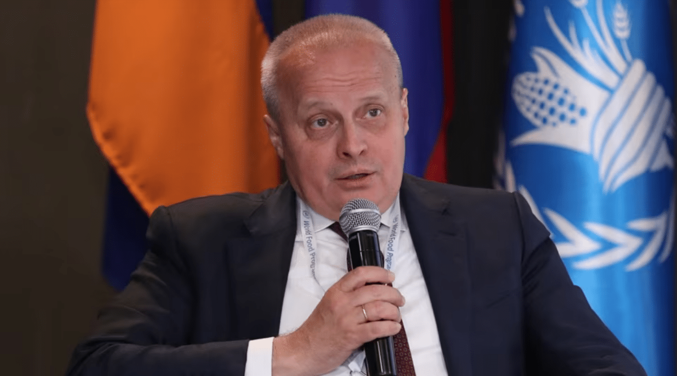 L&rsquo;ambassadeur russe rend également visite à L. Ter-Petrosian