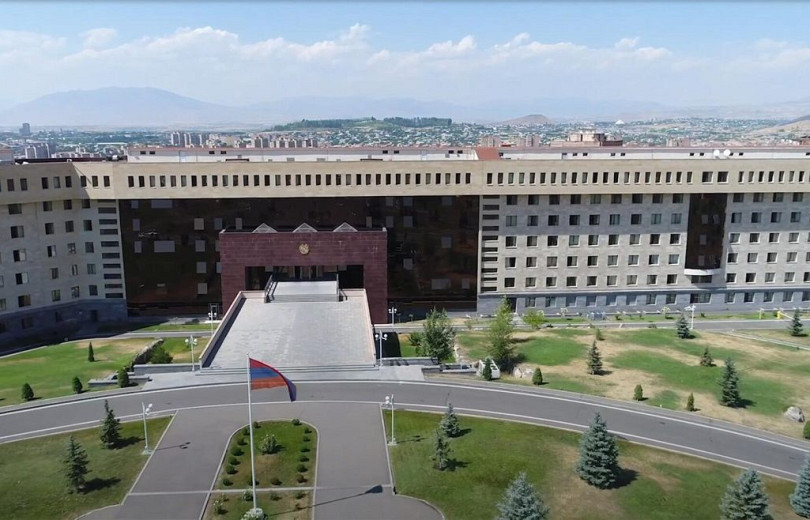 Nouvelle désinformation de l’Azerbaïdjan qui accuse l’Arménie de prétendus tirs à la frontière arméno-azerbaïdjanaise au sud-est de l’Arménie