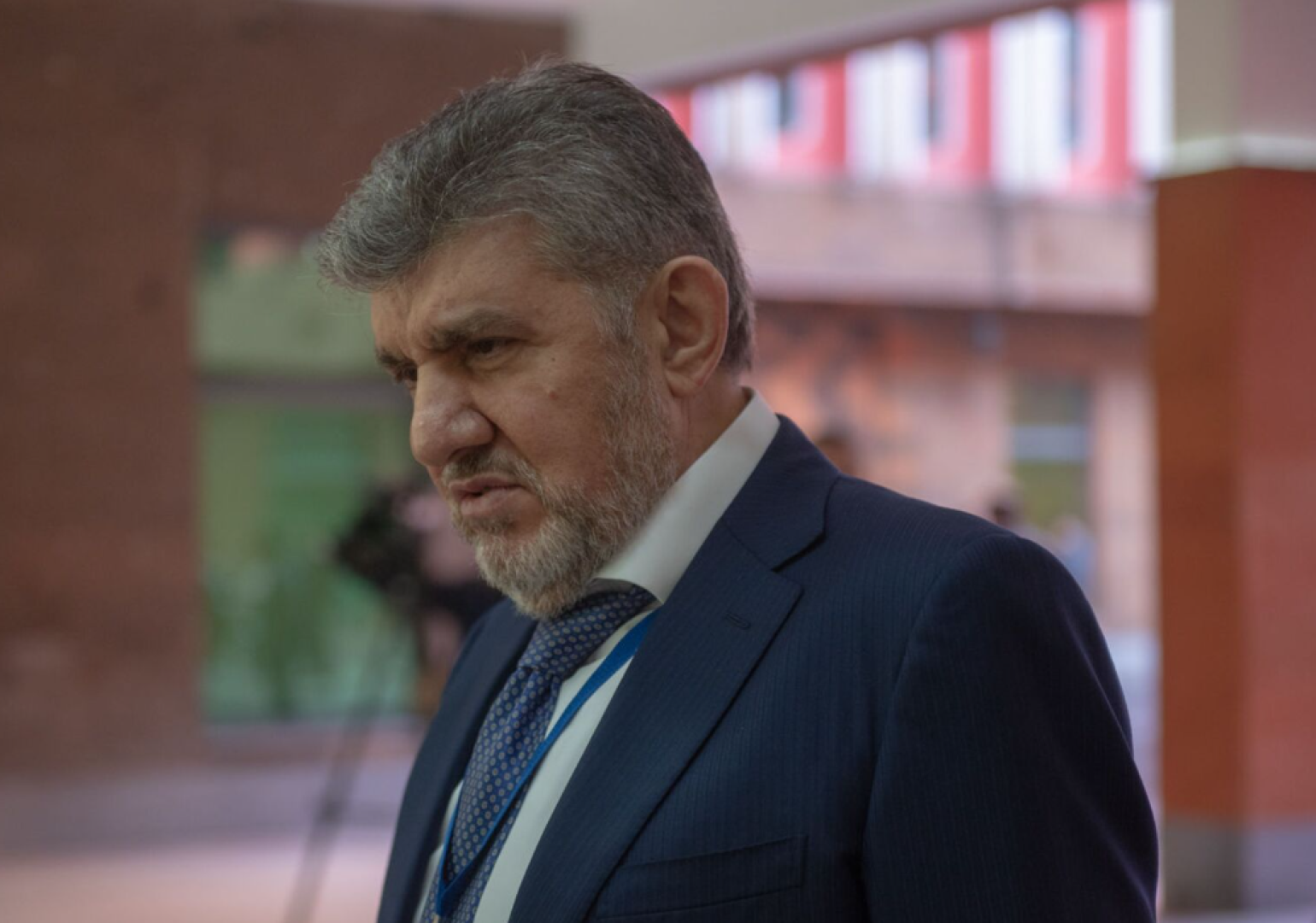 Ara Abrahamyan, après une attente de plus de 5 heures à l’aéroport Zvartnots de Yerevan a été autorisé à entrer en Arménie