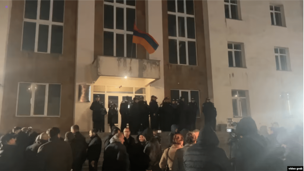 La Cour d&rsquo;Arménie annule l&rsquo;interdiction de publication imposée à un réfugié du Karabakh