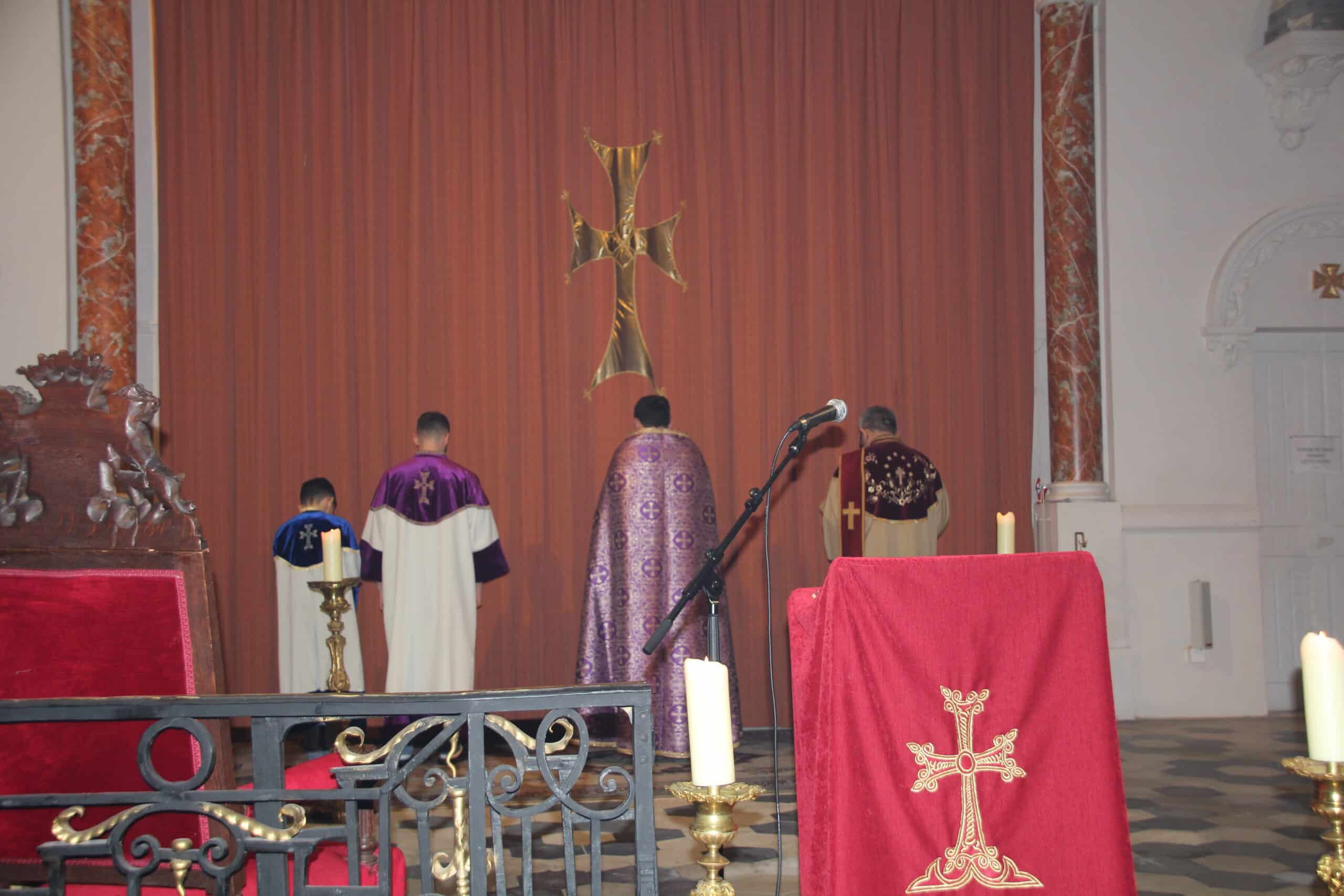 Eglise apostolique arménienne Saint-Nicolas de Romans : messe de ce Dimanche 9 Mars