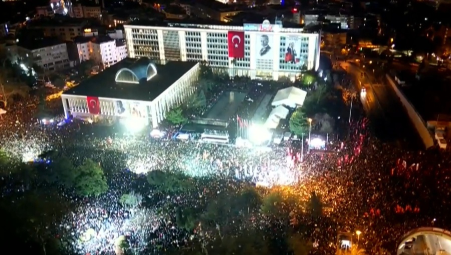 Quinze millions d&rsquo;électeurs turcs ont participé à la primaire symbolique organisée par le CHP