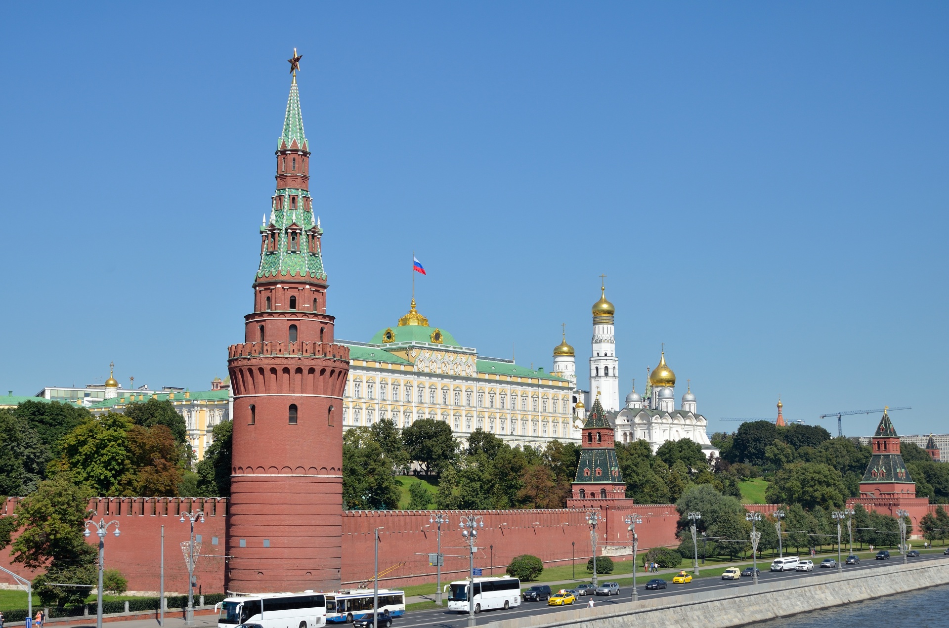 Moscou cherche à se faire entendre par Erevan et Bakou