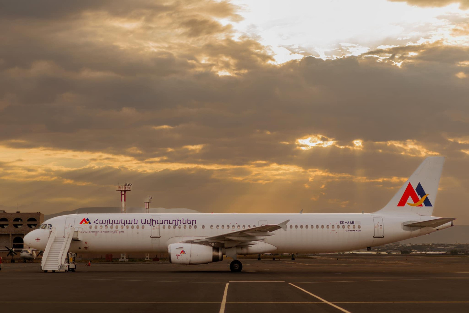 Les avions d&rsquo;Armenian Airlines ont été remis à son partenaire, Turkish Southwind Airlines selon Hetq.am