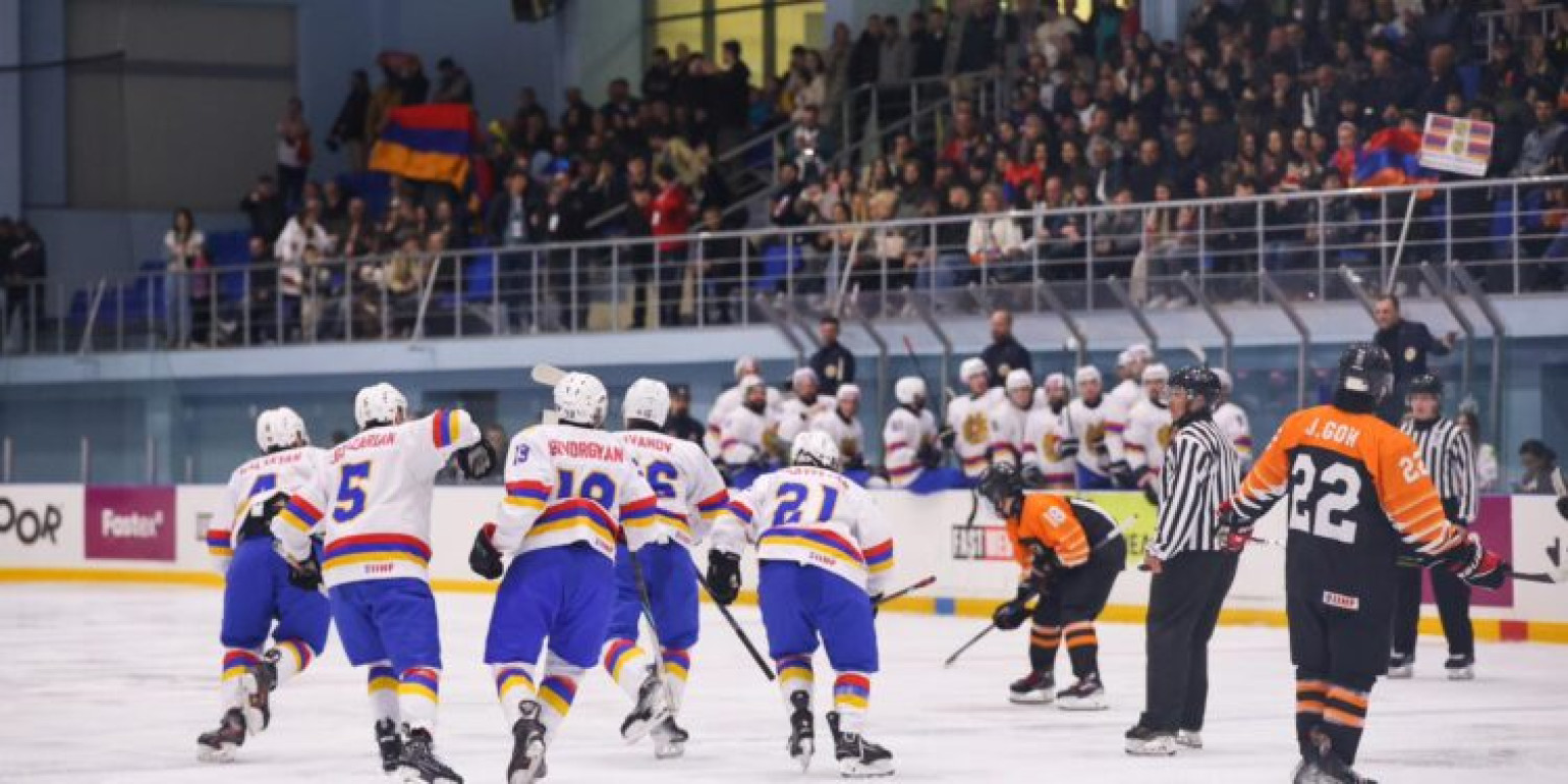L&rsquo;impressionnante victoire 8-0 de l&rsquo;Arménie sur l&rsquo;Iran aux Championnats du monde de hockey sur glac de division IV à Yerevan