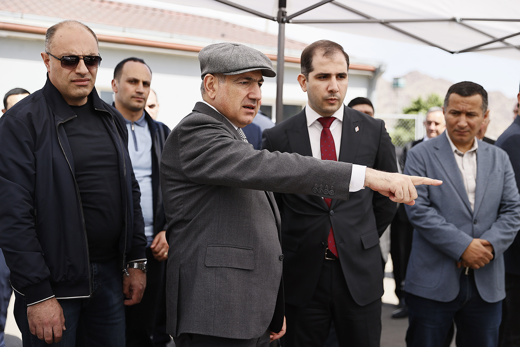 Décryptage : La demi-vérité de Nikol Pashinyan et le « droit à la force » de l&rsquo;Azerbaïdjan, par Hakob Badalyan