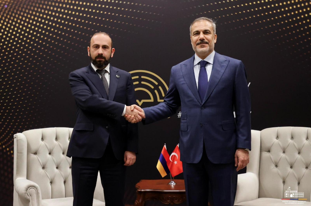 Mirzoyan et Fidan discutent de l&rsquo;agenda bilatéral Arménie-Turquie