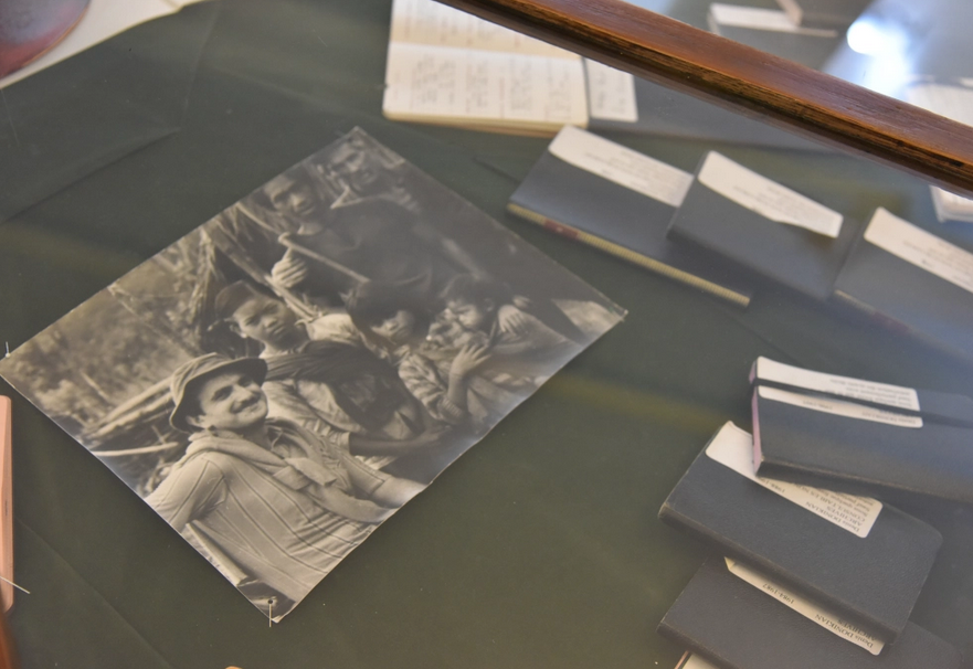 Denis Donikian a remis ses archives personnelles à la Bibliothèque Nationale d&rsquo;Arménie
