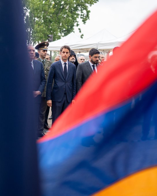 Gabriel Attal : j’étais aujourd’hui et comme chaque 24 avril aux côtés des Arméniens de France,