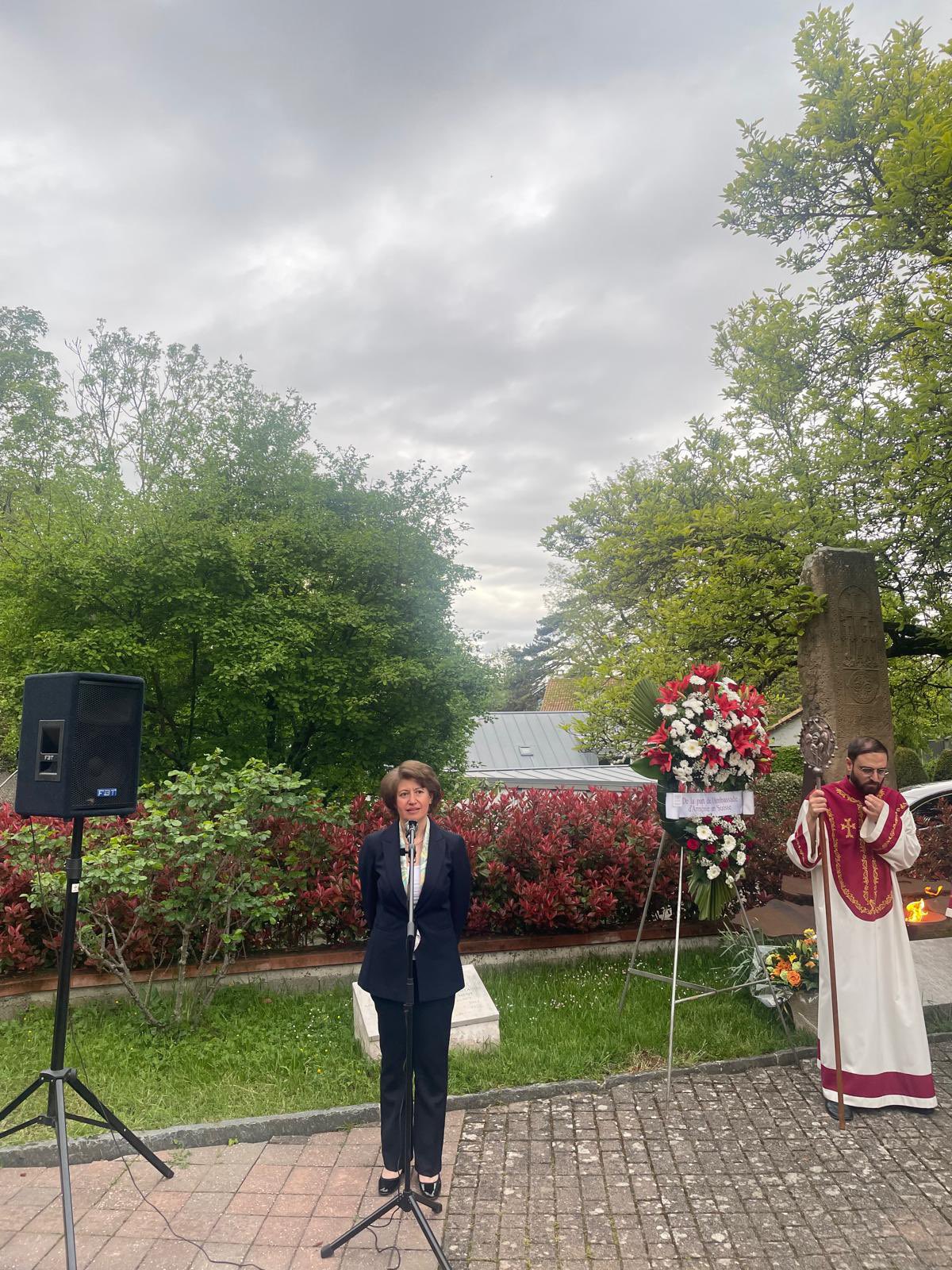 Armenia in Geneva : >Émouvante cérémonie de commémoration du 110e anniversaire du génocide arménien