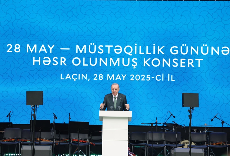 Au lendemain d’une rencontre avec Aliev à Latchine, ex-Karabakh arménien, Erdogan réitère son exigence d’un « corridor du Zanguezour »