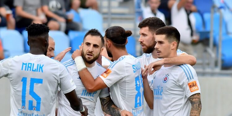 Slovan Bratislava est devenu champion de Slovaquie pour la 7e fois consécutive, avec l’international arménien Tigran Barseghyan