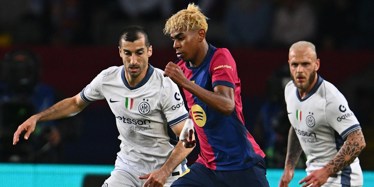 L’Arménien Henrikh Mhitaryan a marqué hier soir en demi-finale de la Ligue des Champions lors du match FC Barcelone-Inter Milan (3-3), mais son but fut refusé pour hors-jeu…de quelques centimètres !