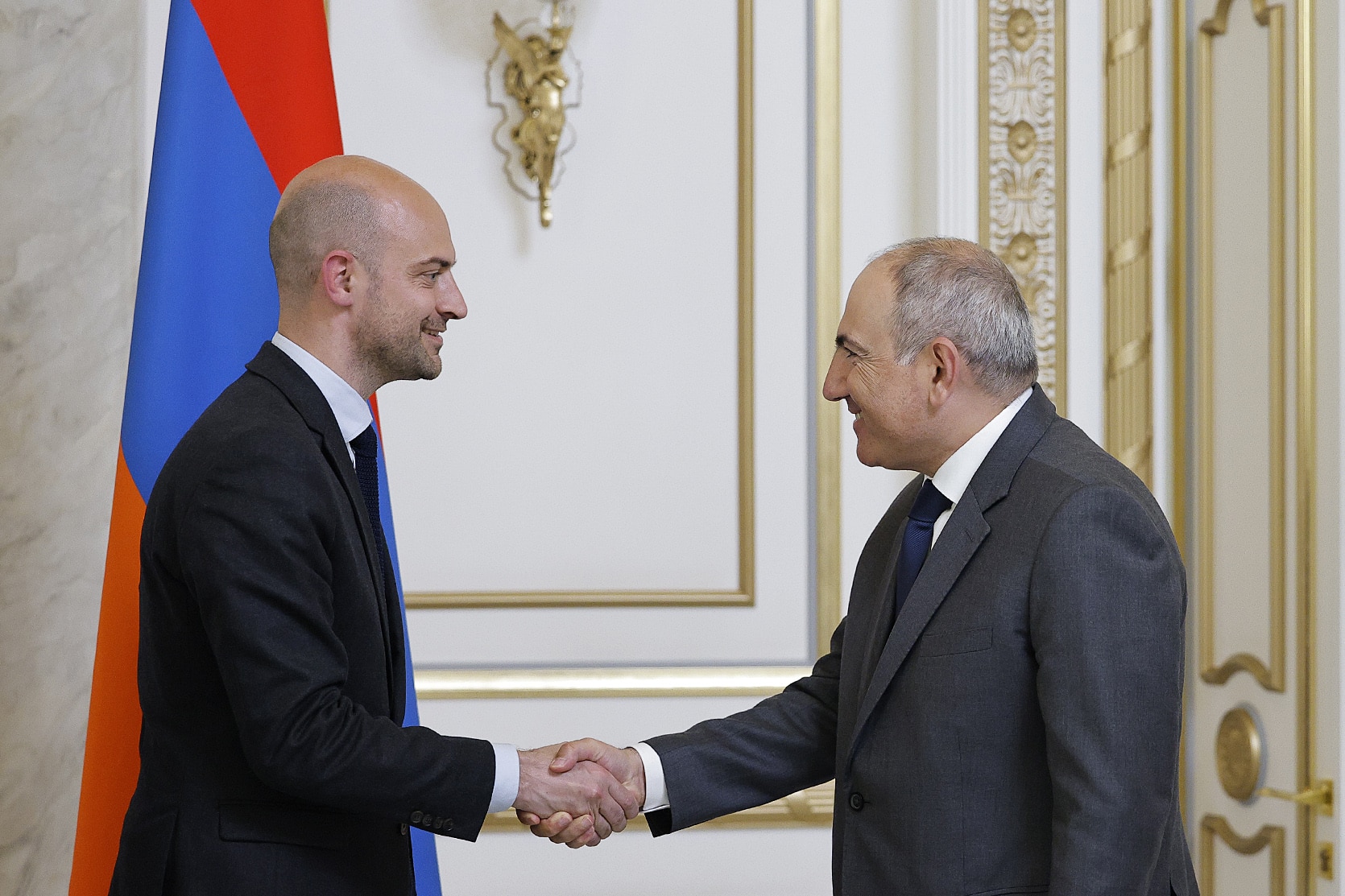 Nikol Pashinyan et Jean-Noël Barrot ont discuté des perspectives de développement futur de la coopération entre l’Arménie et la France
