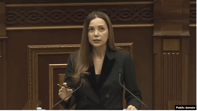 Des députés de l’opposition en appellent à la justice après les menaces proférées par Pachinian
