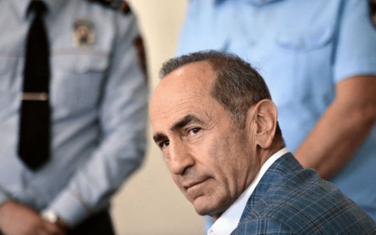 Kotcharian accusé d&rsquo;avoir reçu un pot-de-vin de 3 millions de dollars