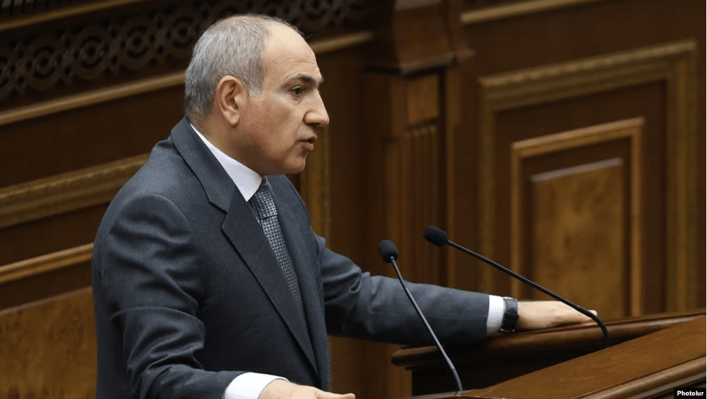 Les menaces proférées par Pachinian contre des députés de l’opposition font l’objet d’une enquête