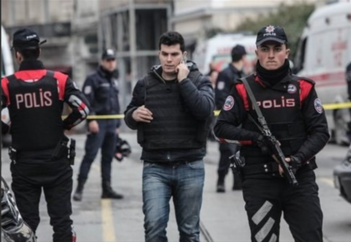 La police turque saisit l&rsquo;équivalent de 100 millions d&rsquo;euros en faux billets