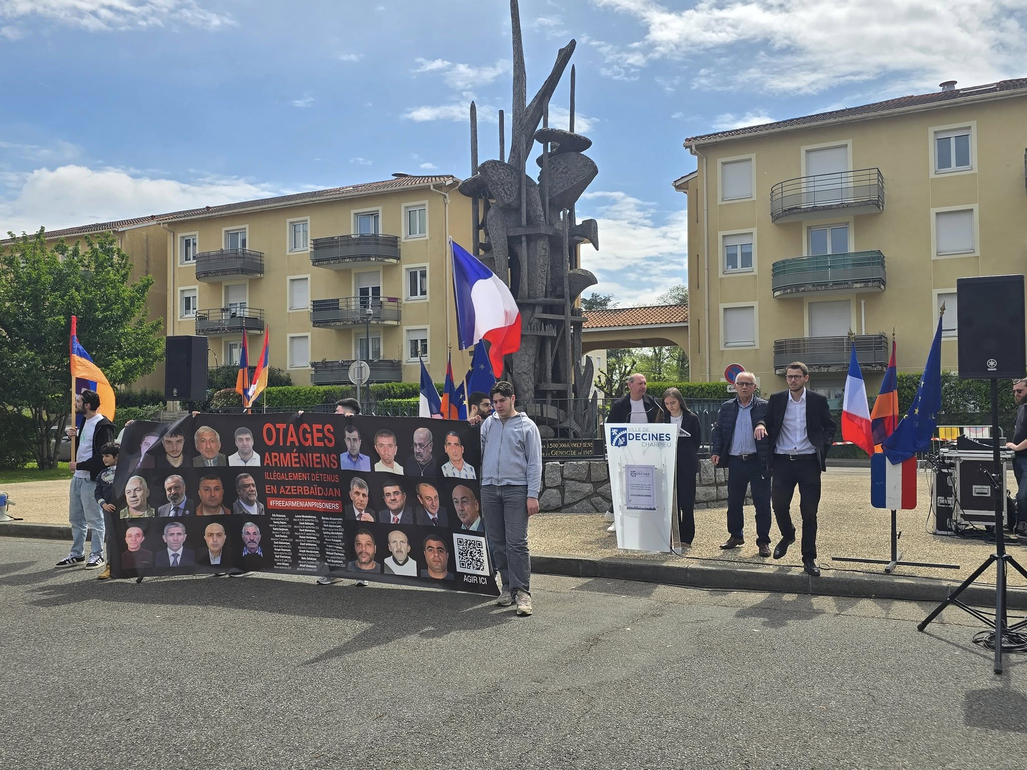 24  Avril : commémoration à Décines