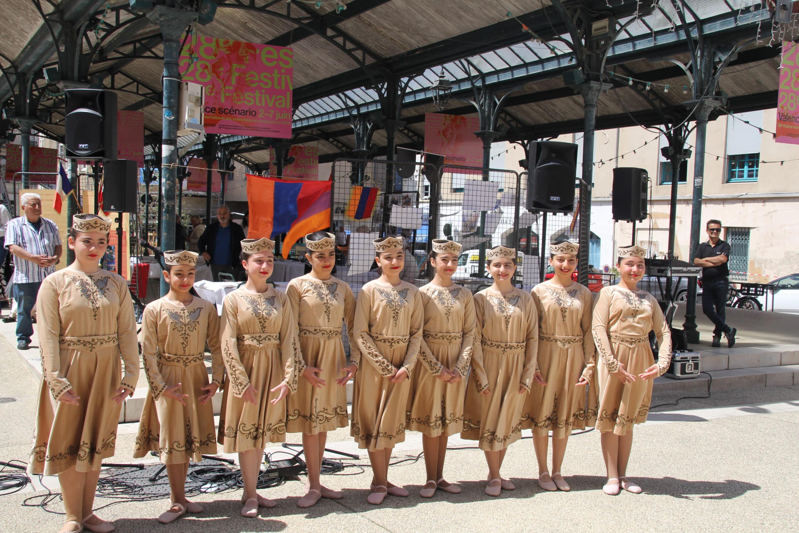 L’Arménie était à l’honneur à la Fête du Jumelage ce samedi à Valence (Drôme) avec de jeunes musiciens venus d’Idjévan