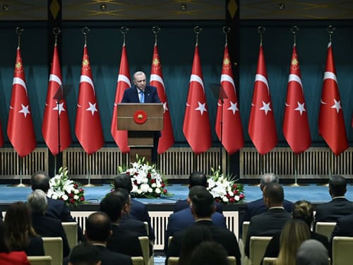 Frappes en Iran: Erdogan dénonce le « banditisme » d&rsquo;Israël